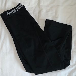 Nike Pro Dri-Fit Cropped Leggings